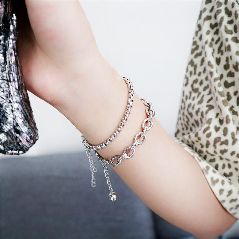 Set 2 vòng đeo tay chuỗi xích xu hướng giới trẻ mới