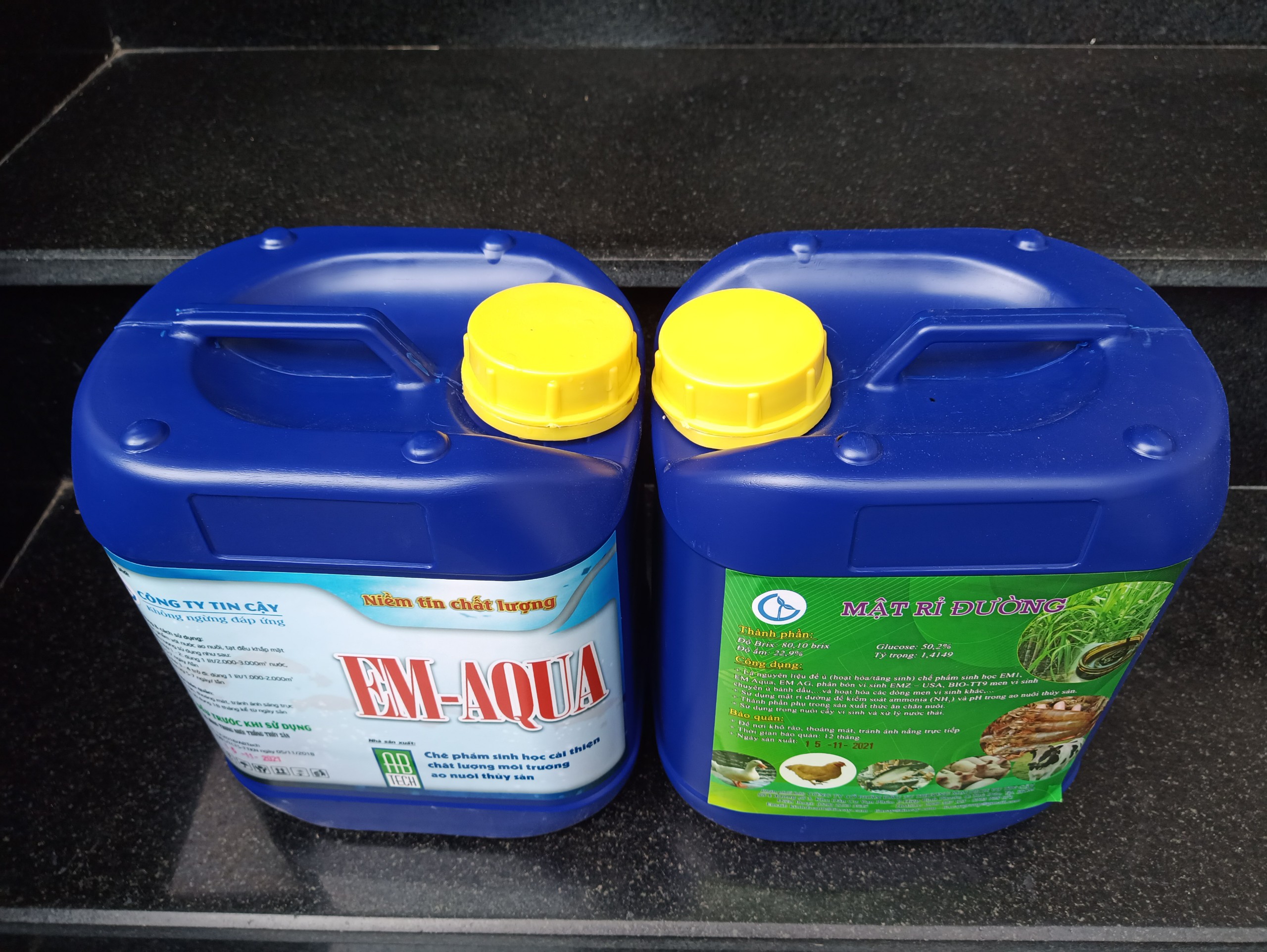 Combo 5 lít Chế Phẩm Vi Sinh EM Gốc EM AQUA Và 7kg Mật Rỉ Đường Xử Lý Nước Ao Nuôi – Nâng Cao Sản Lượng Nuôi Trồng