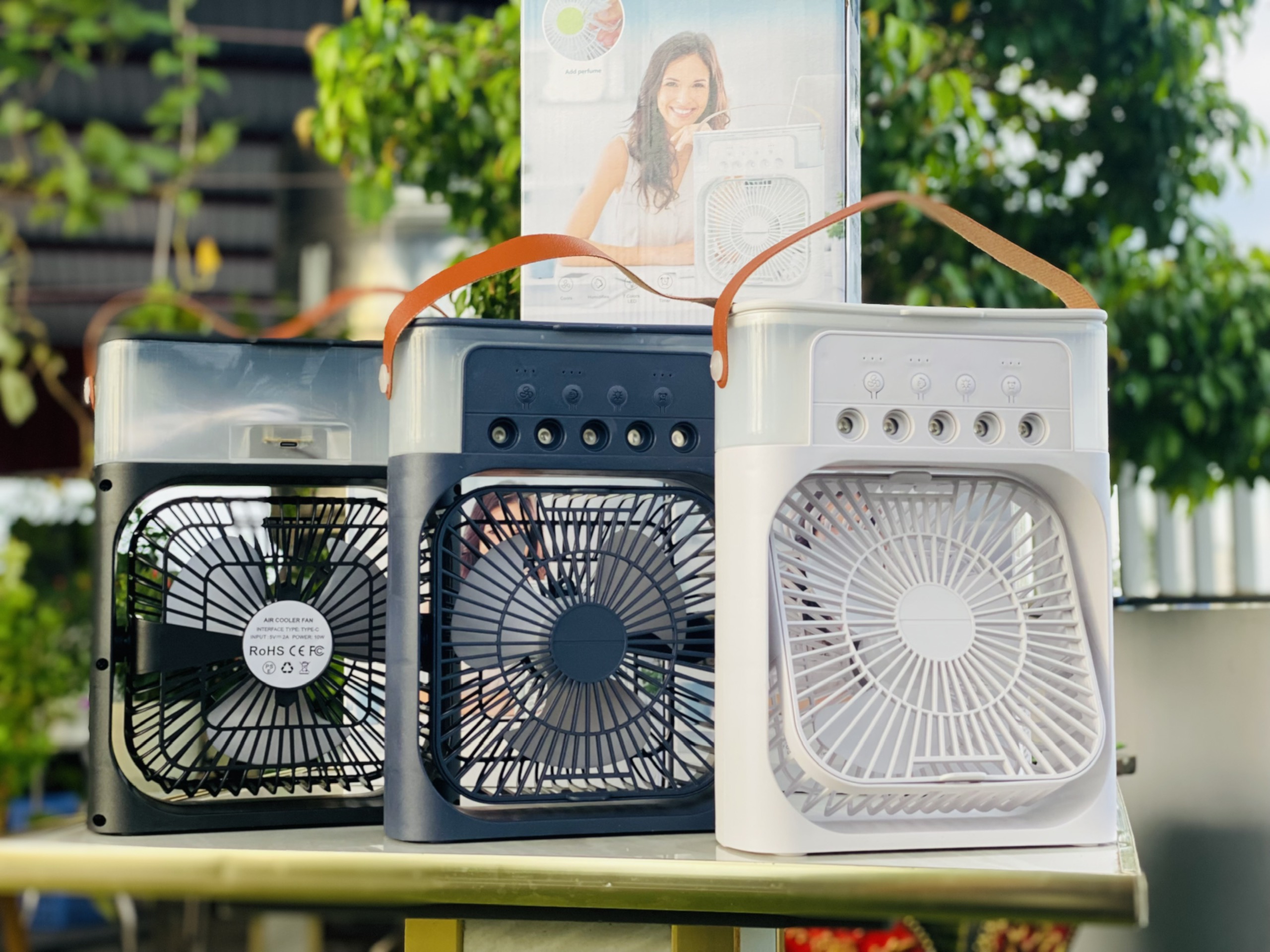 Quạt Điều Hòa Hơi Nước Mini A60 600ml , Quạt Phun Sương Tạo Ẩm Làm Mát Để Bàn Văn Phòng 5 Vòi Phun Đèn Led Nhiều Màu hàng nhập khẩu