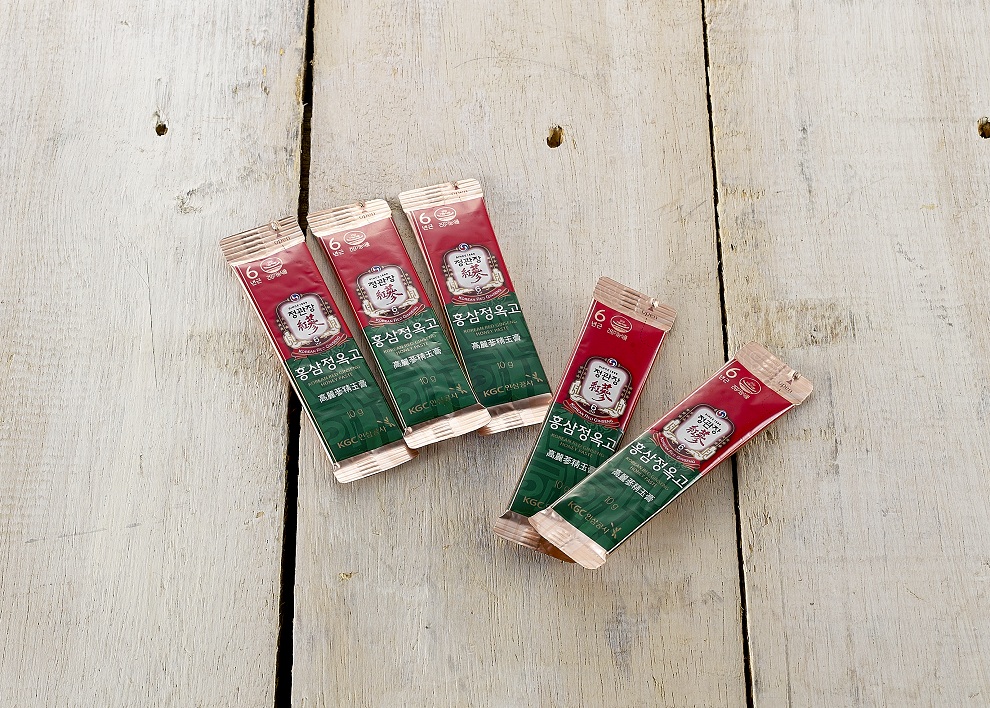 Hộp Tinh Chất Hồng Sâm Và Mật Ong KGC Cheong Kwan Jang Extract with Honey Paste 30 Gói