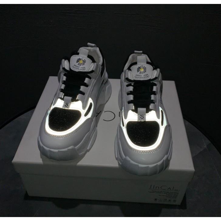Giày sneaker thể thao nữ đế độn 5cm thời trang hàn quốc phát sáng 000011