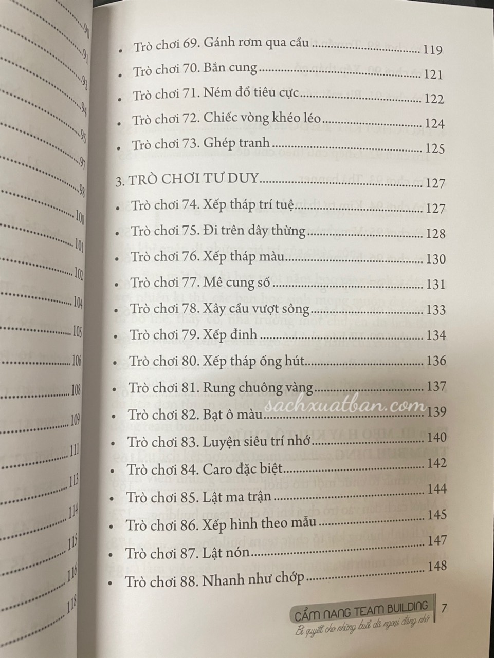 Sách Cẩm nang Team Buiding