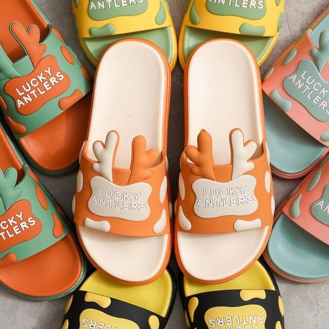 Dép đi trong nhà, quai ngang Unisex họa tiết Xừng hươu Lucky siêu Kute - Thời Trang PKT