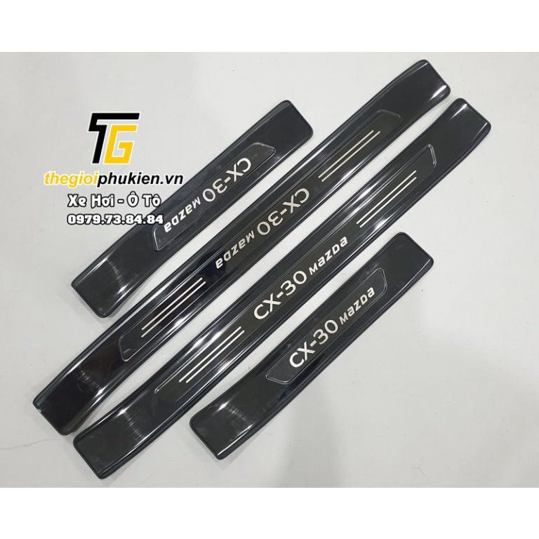 Bộ Ốp bậc cửa, Nẹp bước chân Titan Mazda CX-30, CX30