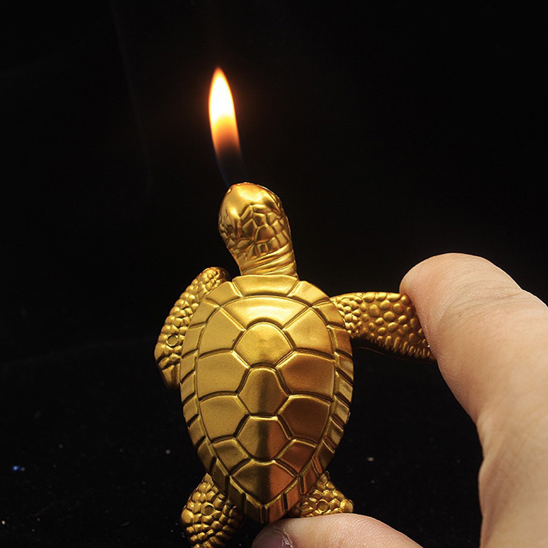 Bật lửa hột quẹt hình con rùa kim quy vàng may mắn - xài gas