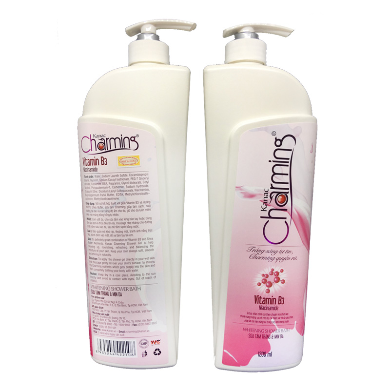 SỮA TẮM TRẮNG VÀ MỊN DA KANAC CHARMING 1.2L