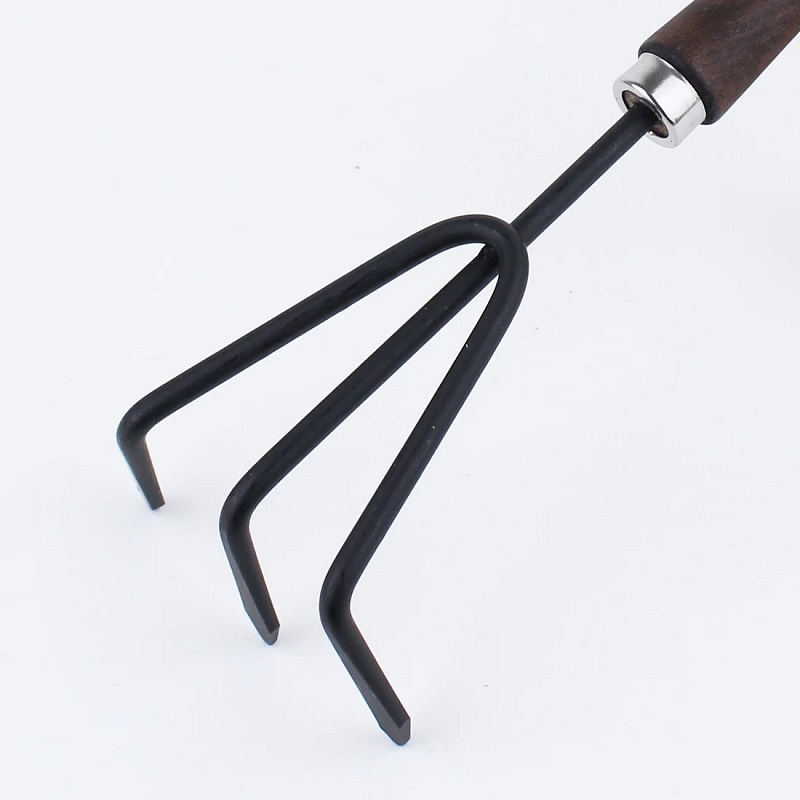 Dụng cụ làm vườn cào đất 3 chân Echo 24.5cm - Hàng Nội Địa Nhật Bản