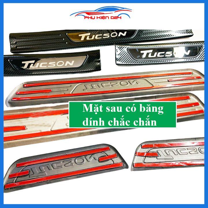 Bộ nẹp bước chân trong ngoài vân Cacbon xe Tucson 2016-2017-2018-2019-2020 chống trầy làm đẹp ô tô