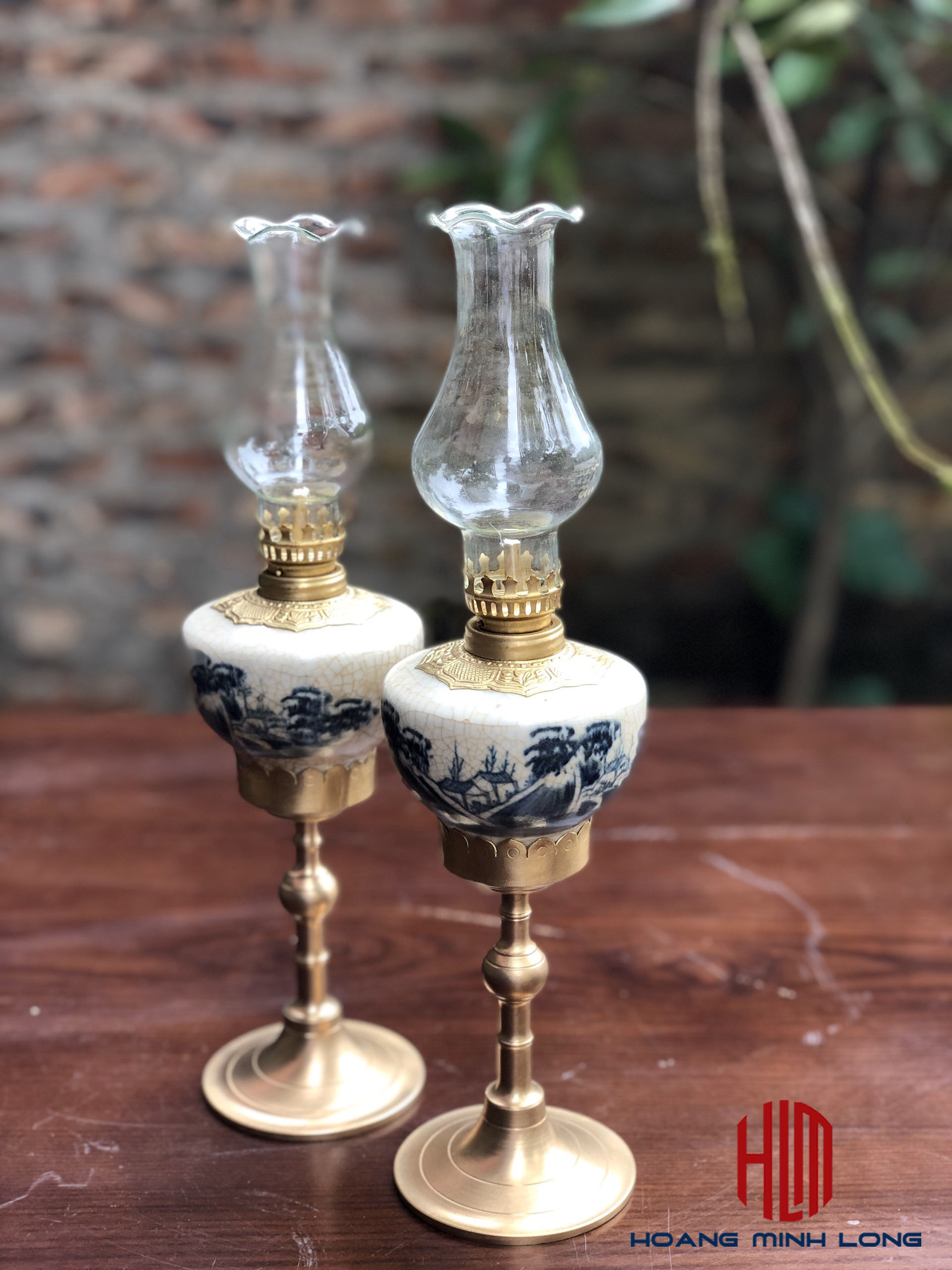 Đèn Vai Vuông Men Rạn Đắp Nổi