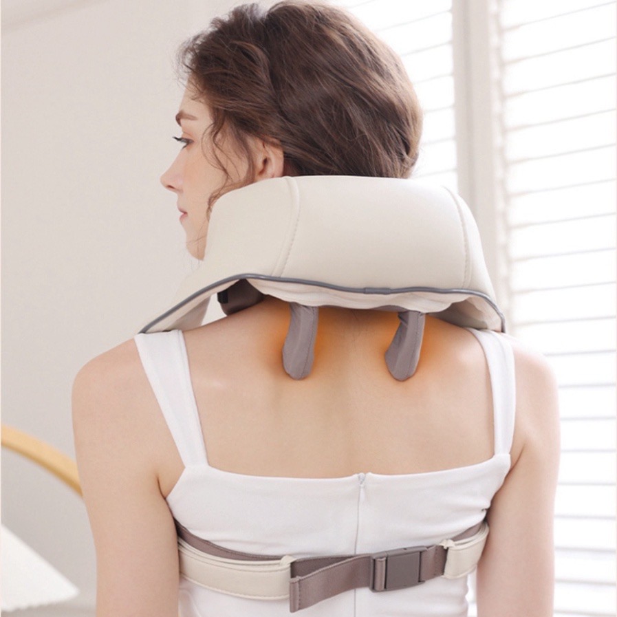 Máy massage cổ vai gáy đấm lưng chườm nhiệt cao cấp - quà báo hiếu tặng bố mẹ ông bà người thân