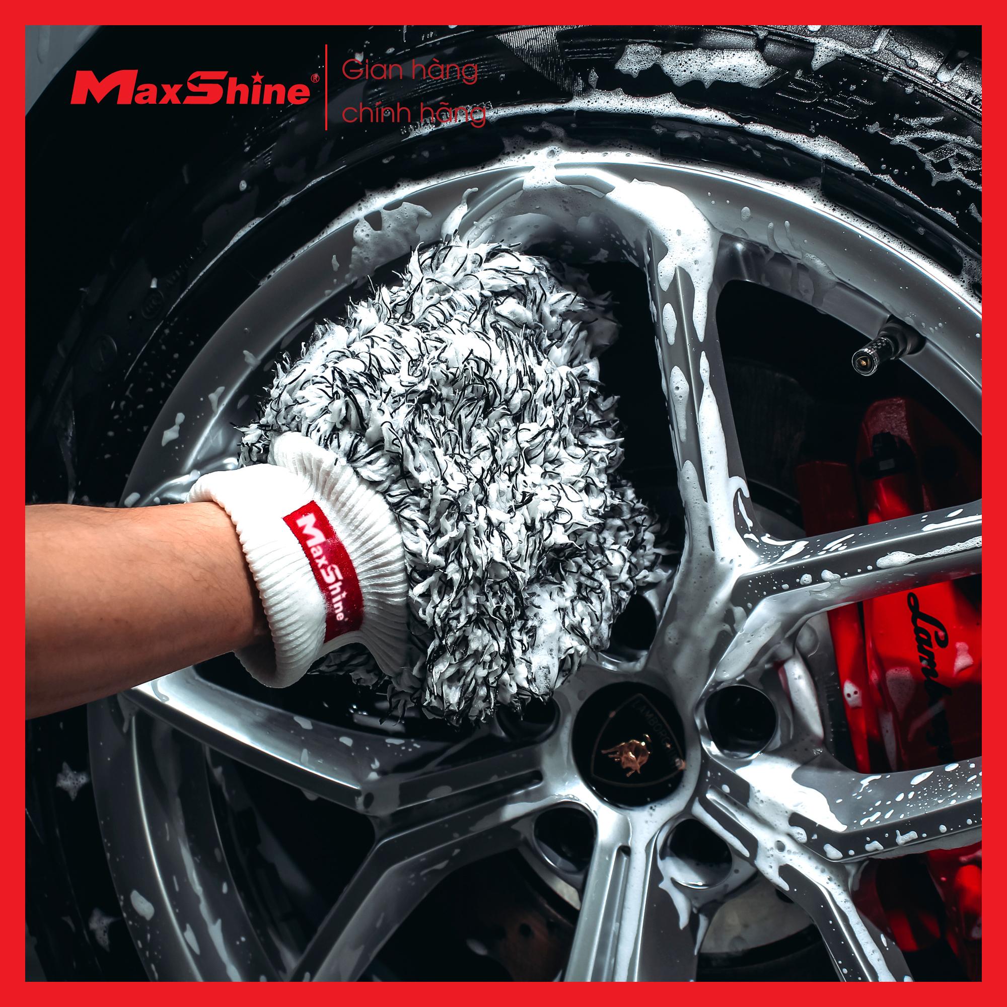 Bao tay rửa xe Maxshine 1130004W được làm từ các sợi Microfiber siêu mềm mịn dùng để rửa thân xe, mâm xe, bánh xe, lốp xe…