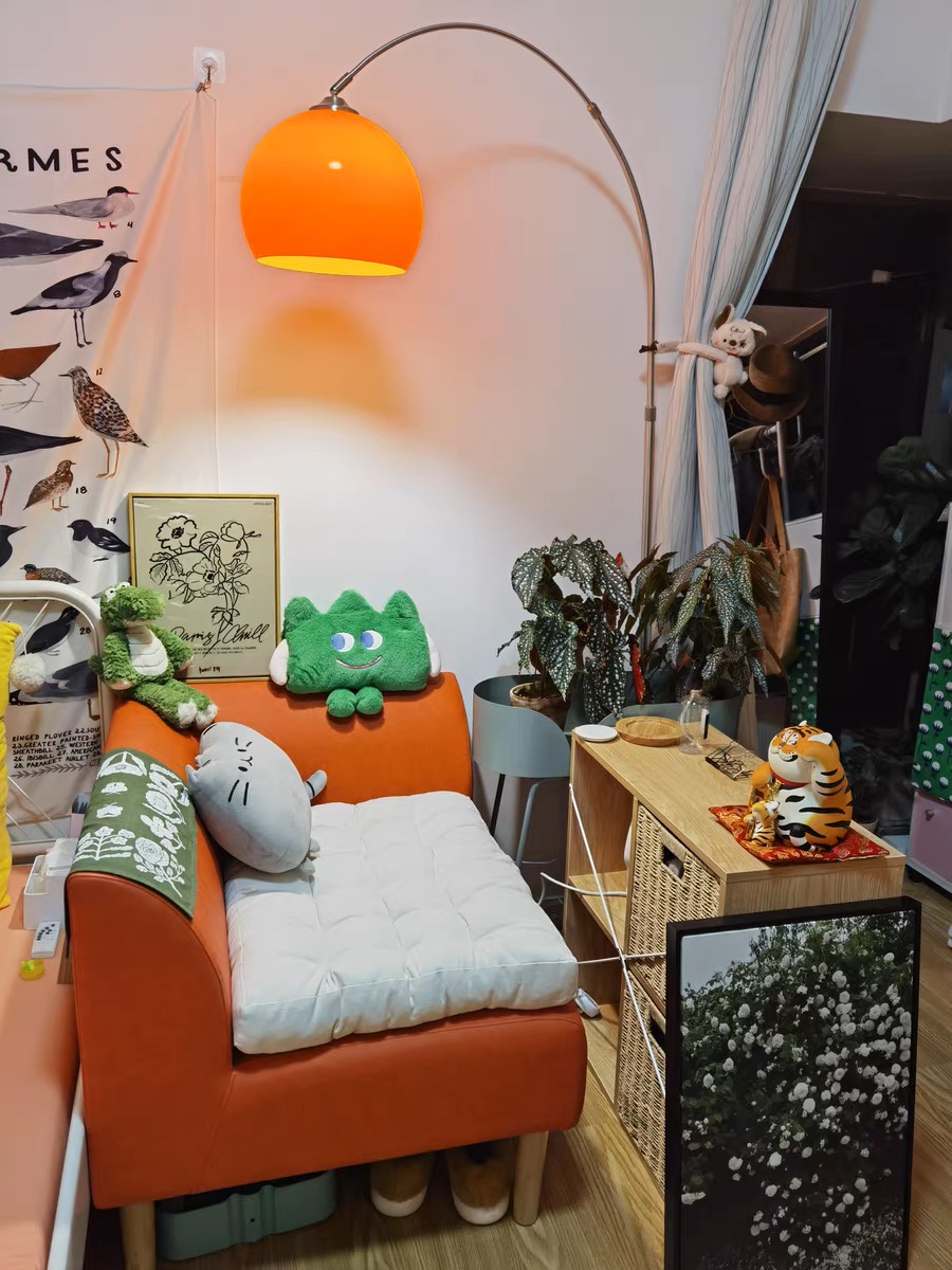 Đèn cây đứng phòng khách, phòng làm việc góc đọc sách hiện đại dáng bow cong DCLA012