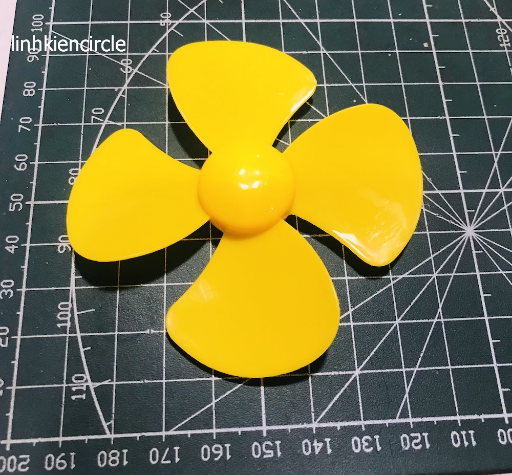 Cánh quạt nhựa mini 4 cánh 80mm trục 2mm