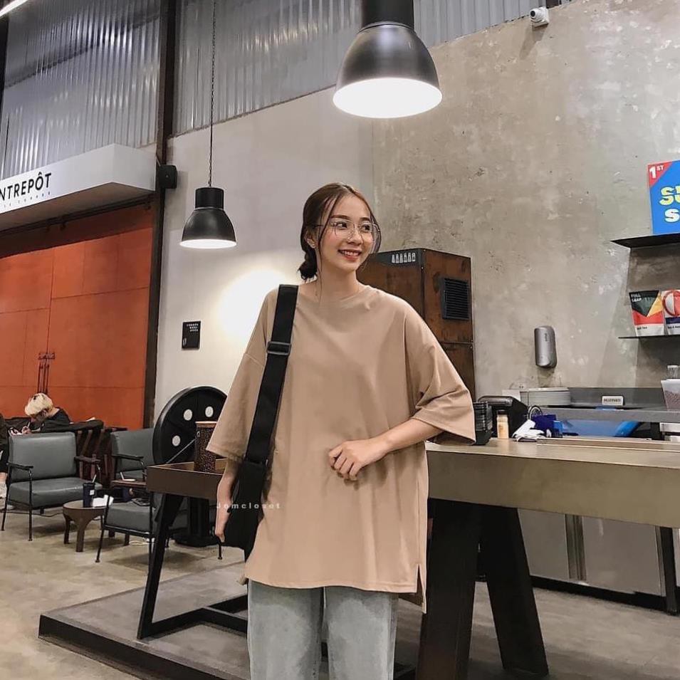 Áo Phông Trơn Dáng Rộng Xẻ Vạt Unisex
