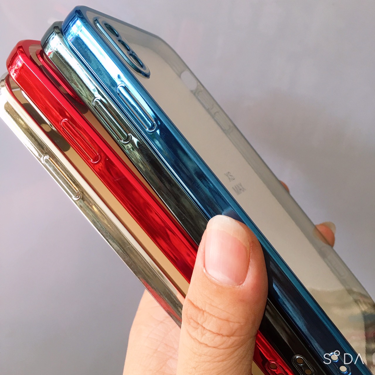 Ốp viền màu lưng trong cạnh vuông dành cho iPhone Xs Max chính hãng KST