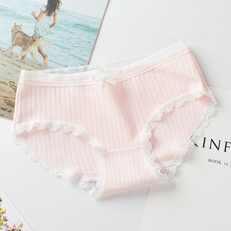 Quần cotton tăm màu trơn viền ren ôm mông cạp lưới đính nơ