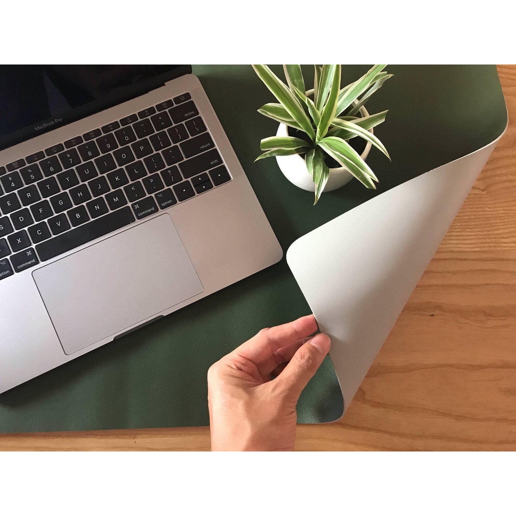 Thảm da thật trải bàn