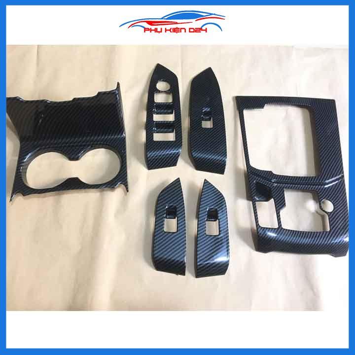 Ốp nội thất cho xe ô tô CX5, CX-5 2017-2018-2019-2020-2021-2022 vân Cacbon ABS bảo vệ chống trầy xước và làm đẹp xe