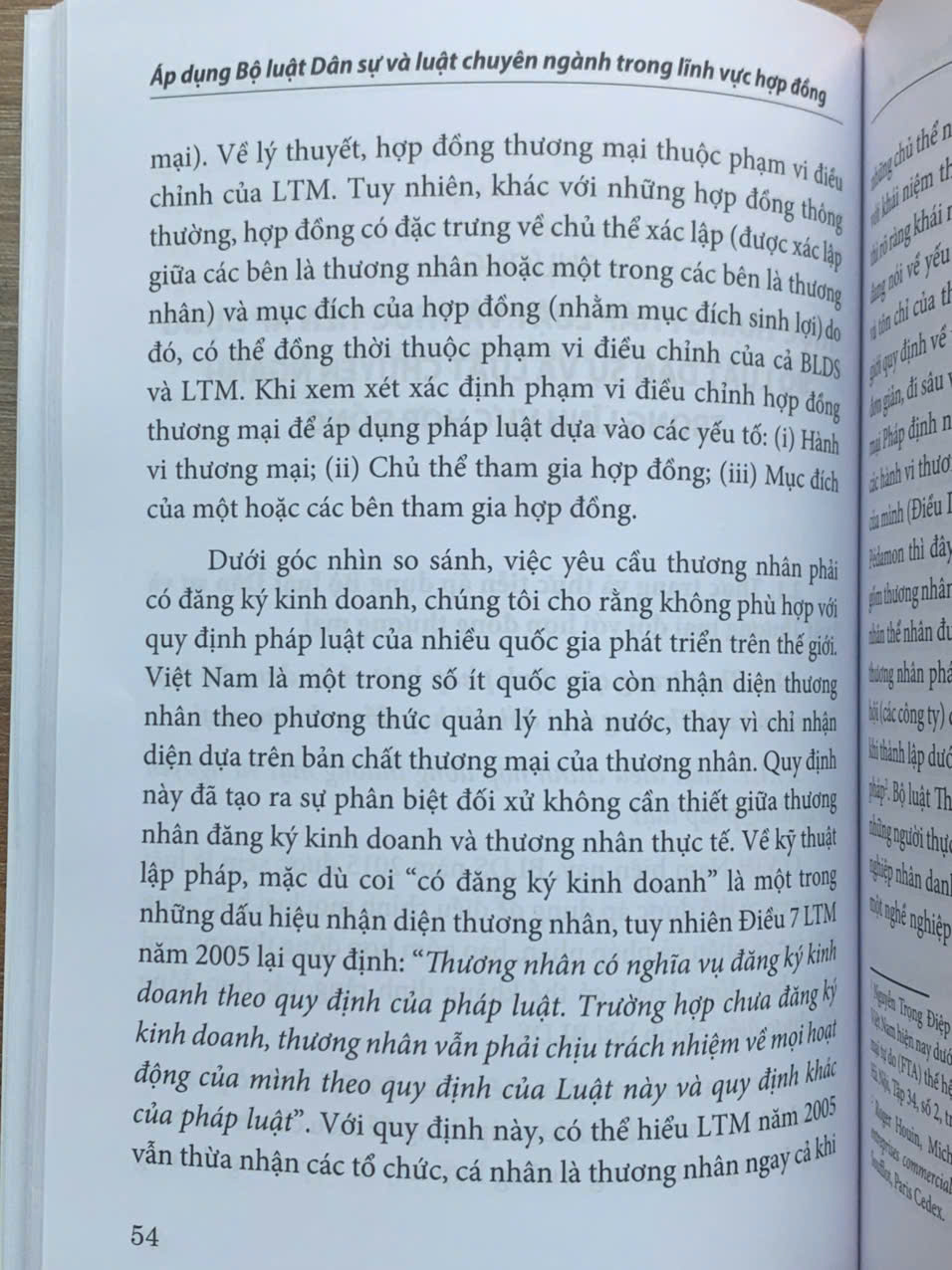 Áp dụng bộ luật dân sự và luật chuyên ngành trong lĩnh vực hợp đồng