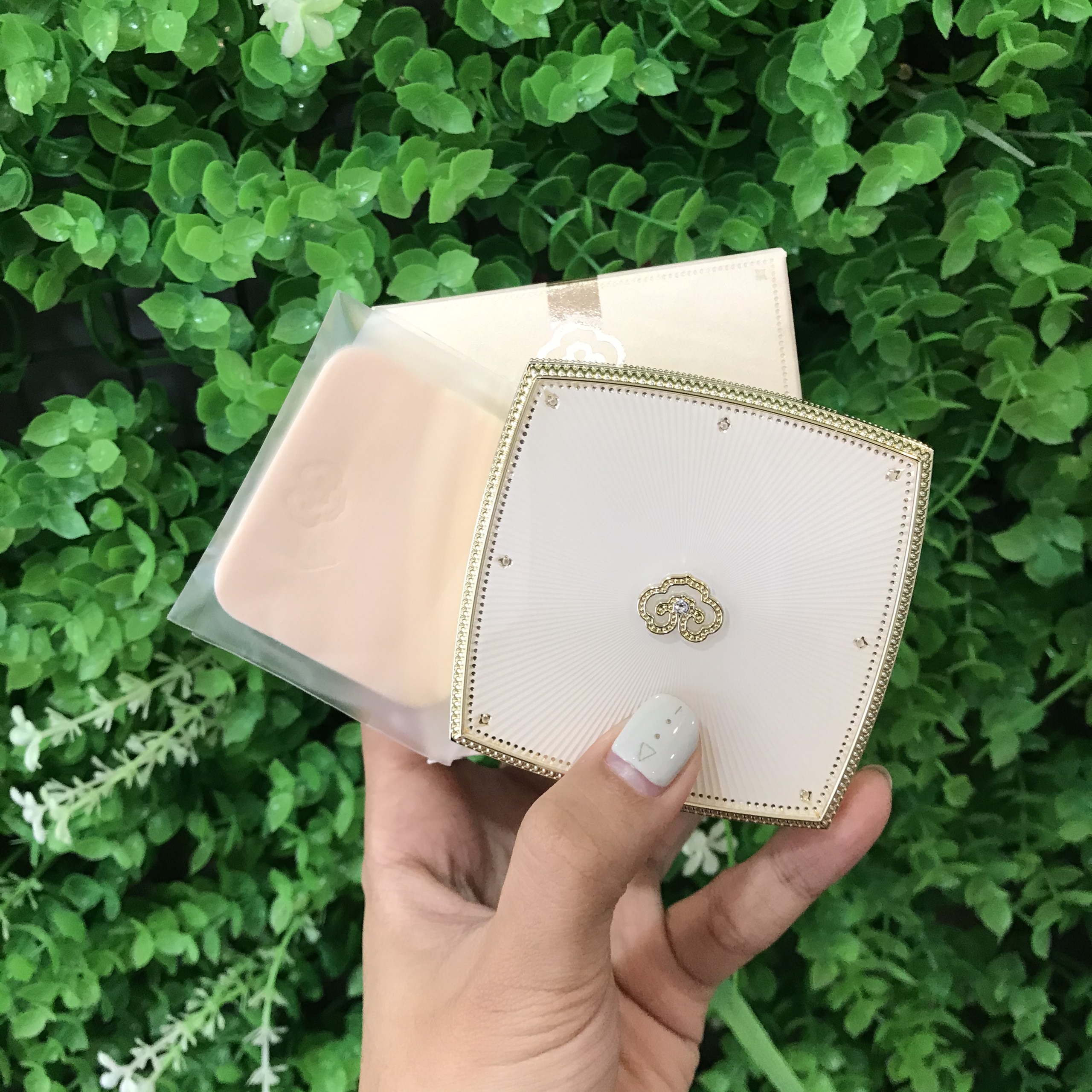 Phấn phủ trang điểm WHoo GJH Mi Velvet Powder Pact