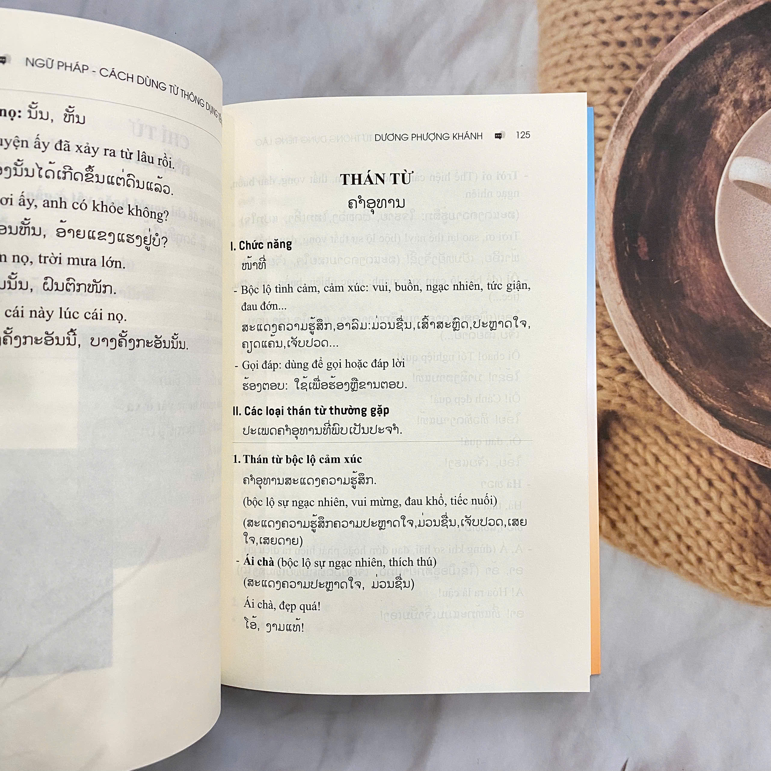 Sách - Ngữ pháp - Cách dùng từ thông dụng tiếng Lào