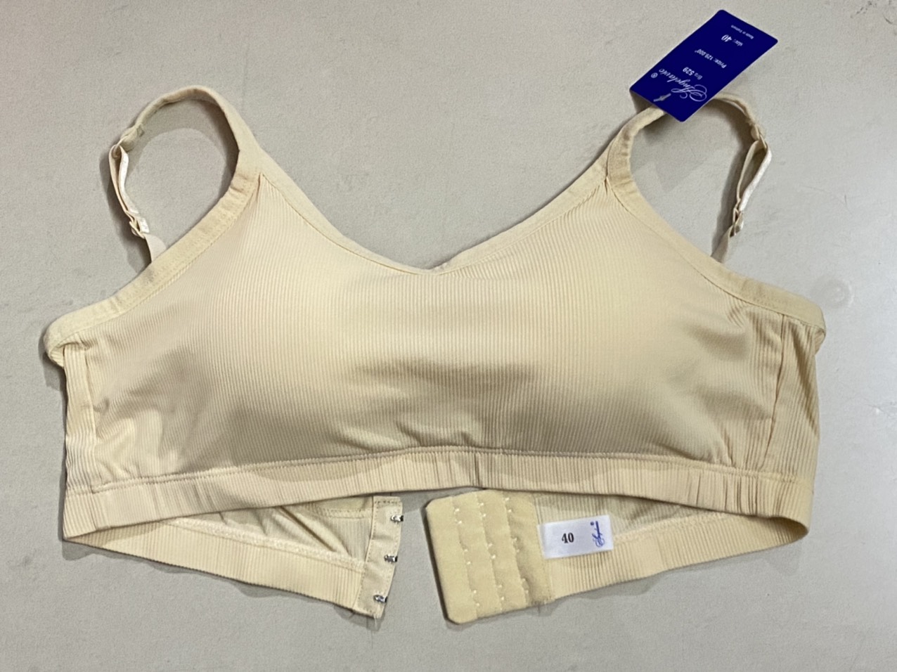 Áo lót nữ Angelavic 529 – Bra thun lạnh tăm, mút liền, cài sau, không gọng, nâng đỡ thoải mái
