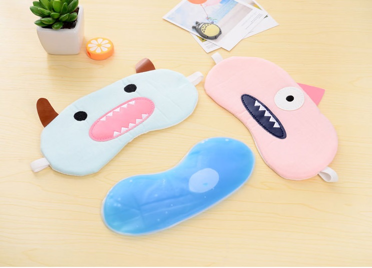 Bịt mắt ngủ dễ thương có gel làm mát tặng kèm bịt tai chống ồn