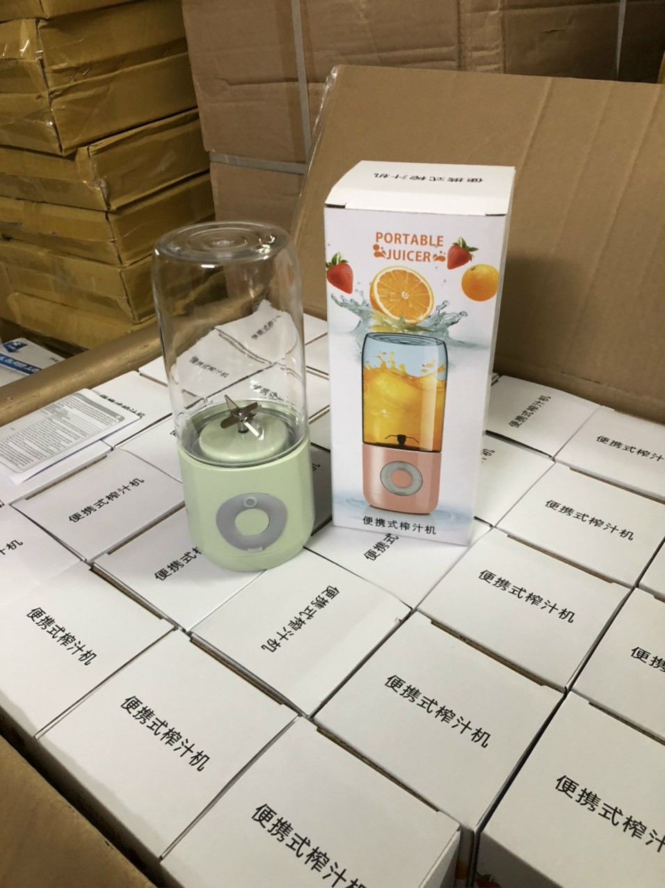 Máy Xay Sinh Tố 6 Lưỡi Sạc USB Siêu Tiện lợi 200W dung tích 350ml- Hàng nhập khẩu