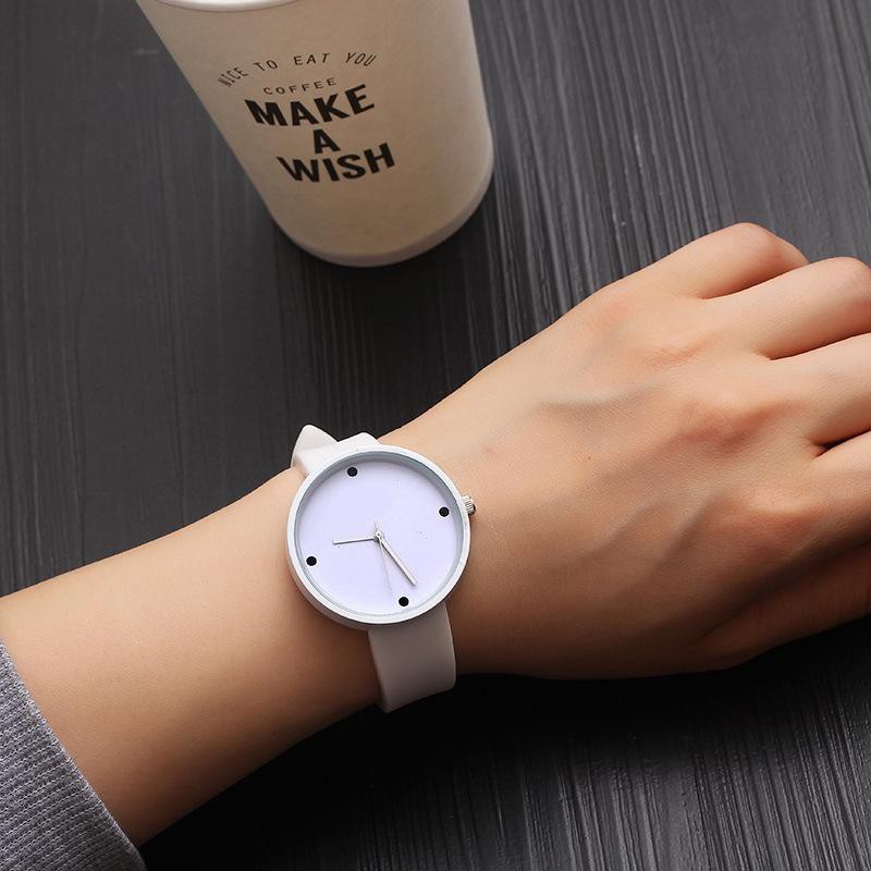 Đồng hồ thời trang nam nữ Ulzzang C55 mặt 4 chấm dây silicon Sv4vd