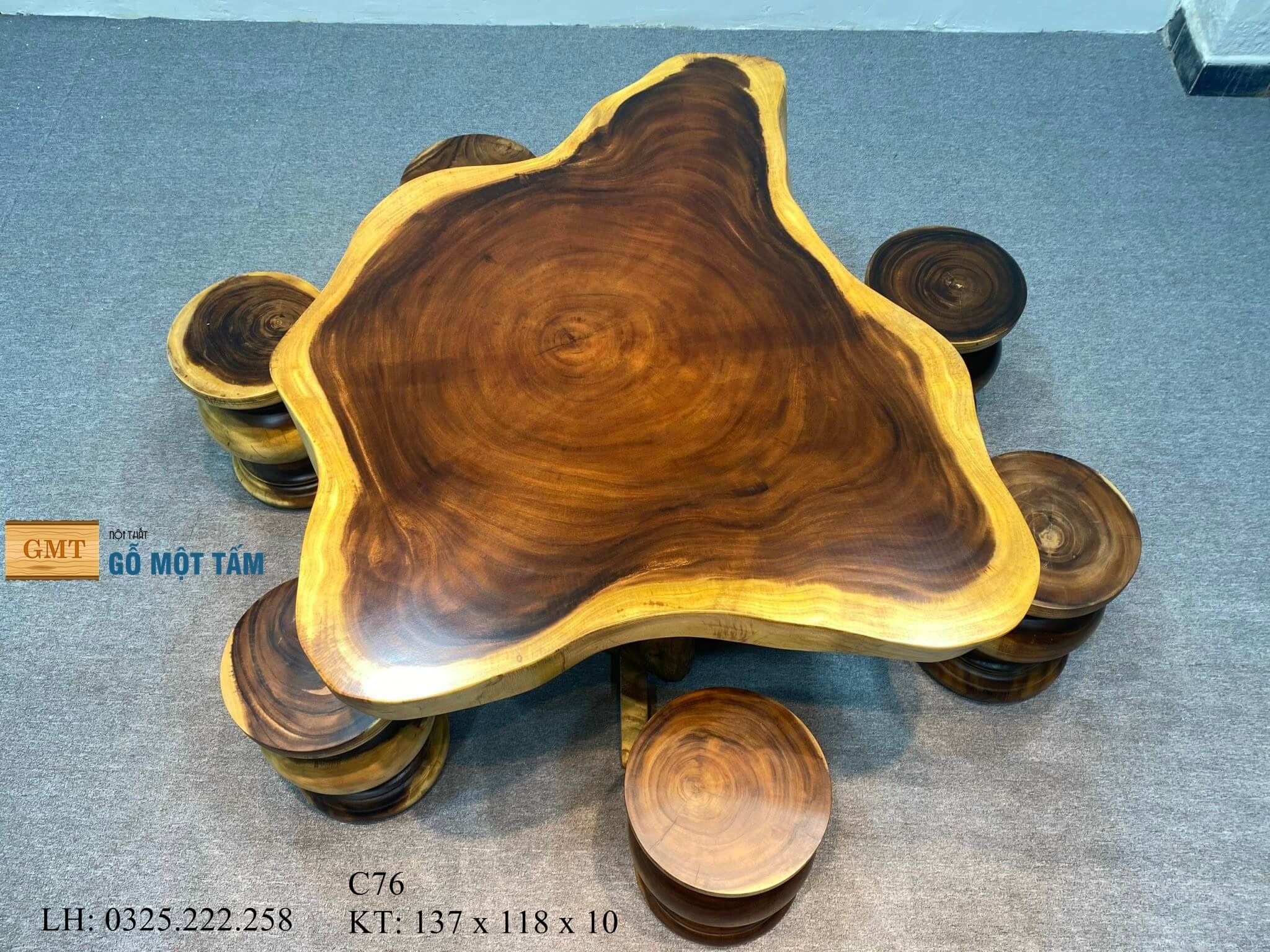 Bàn Cafe Gỗ Me Tây, Bàn Sân Vườn Gỗ Me Tây, Bàn Gỗ Me Tây Nguyên Tấm Dài 1,37m Rộng 1,18m Dày 10cm