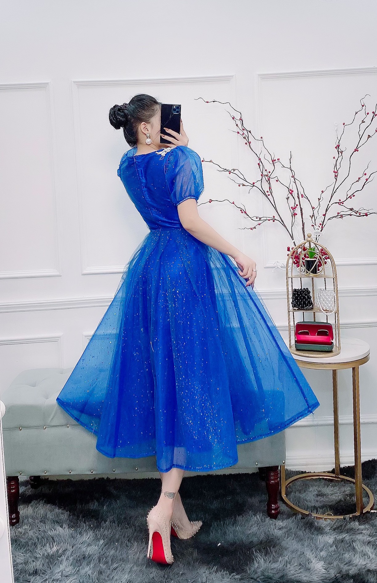 Đầm dự tiệc công chúa phối hoa nổi trắng TRIPBLE T DRESS - size M/L - MS143Y