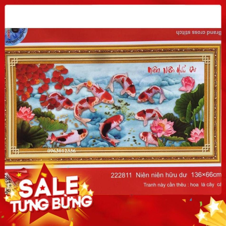 Tranh đính đá cá chép hoa sen niên niên hữu dư KT 136x66cm