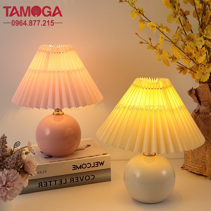 Đèn bàn phòng ngủ chất liệu gốm sứ xếp ly TAMOGA 6001 decor nhà cửa