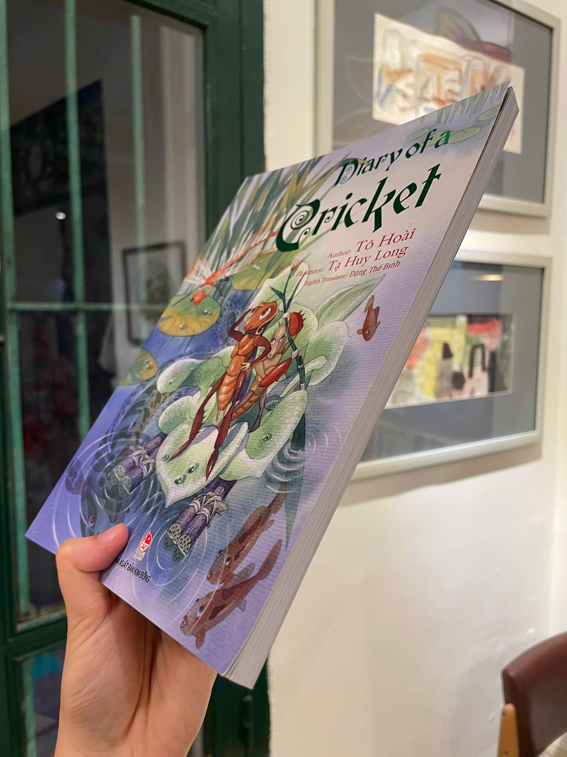 Diary of a Cricket by To Hoai - Children Picture Story book in English - Sách Ngoại Văn