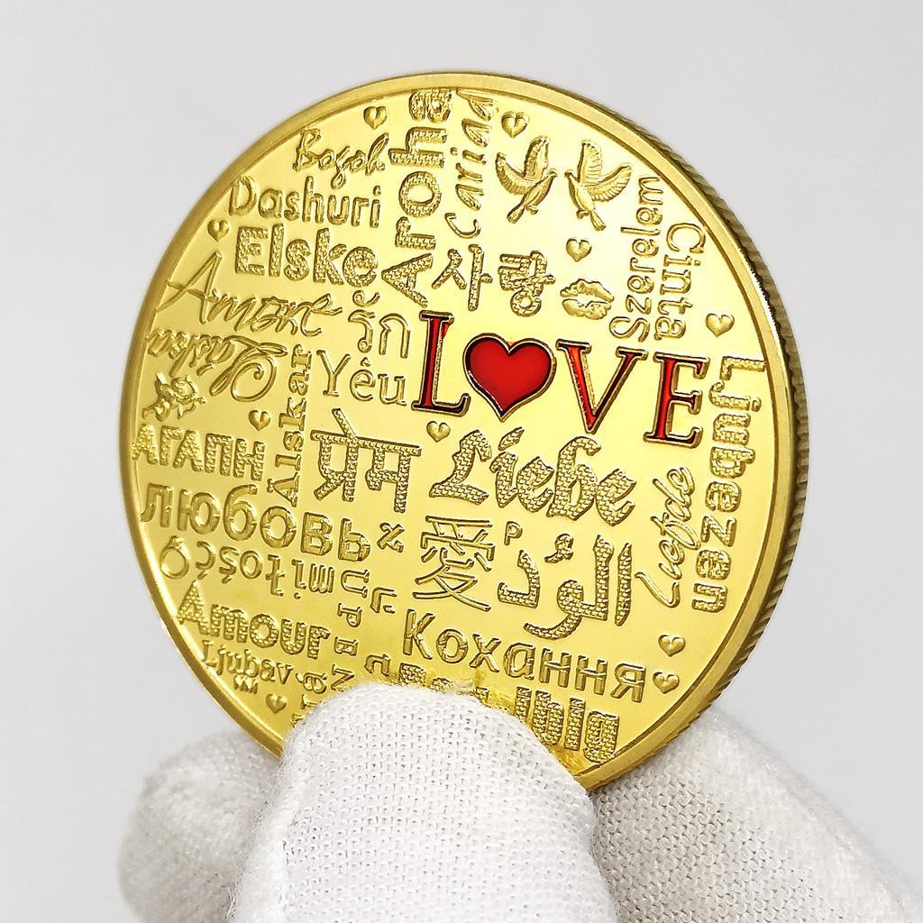 Commemorative Coin, Love Pattern In Multilanguage, Expression Love In World Language Gift For Christmas Wedding Valentine's Day In Gold