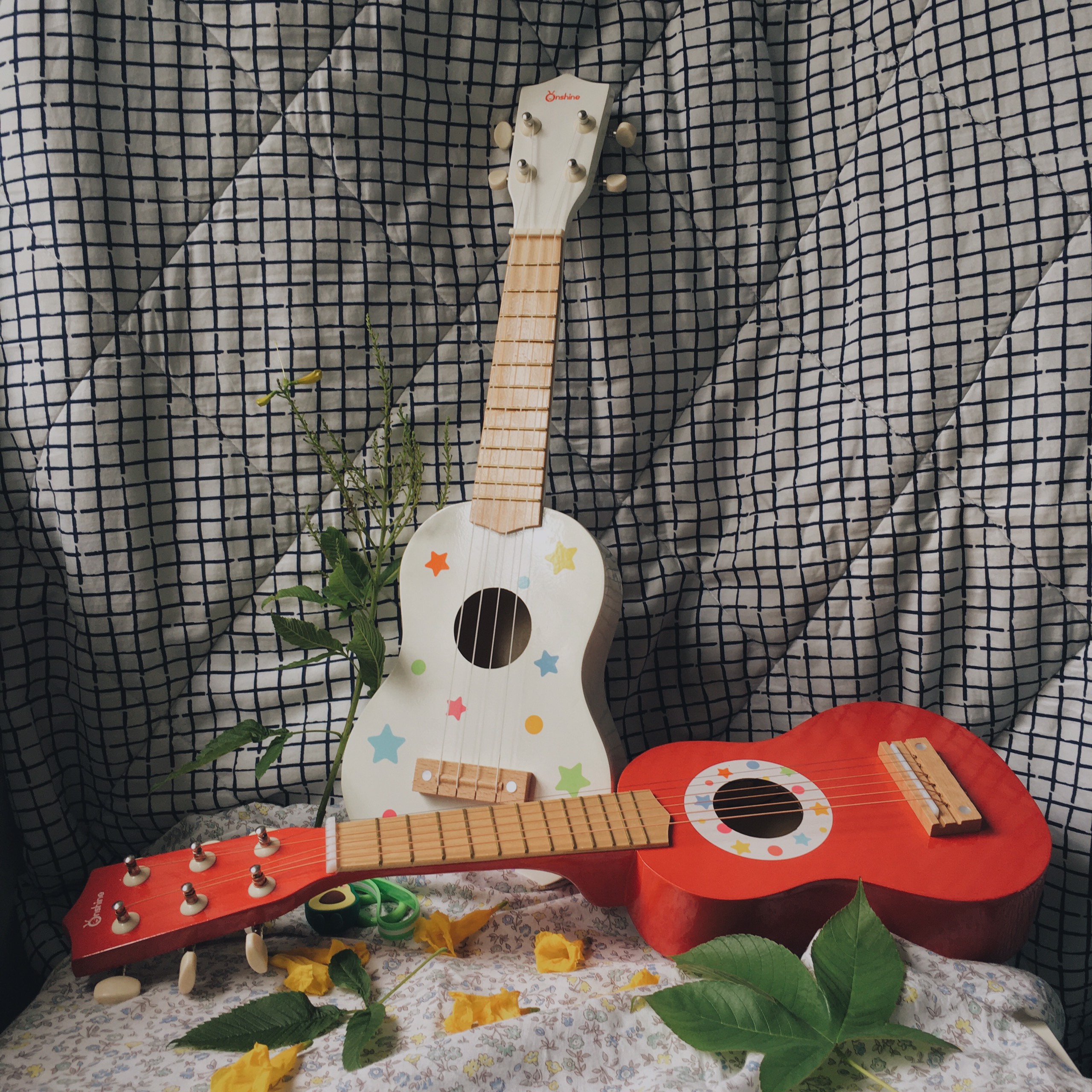 Đàn Ukulele Gỗ Dành Cho Bé