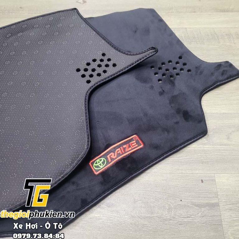 Thảm nhung taplo chống nắng Toyota Raize 2021