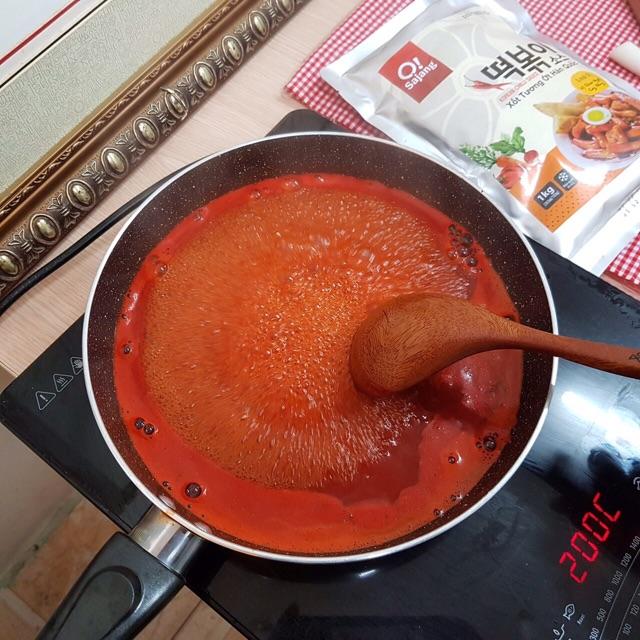1kg sốt xào bánh gạo cay tokbokki Sannadle