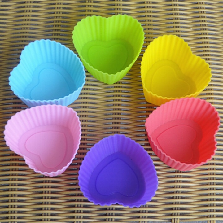 Bộ 10 khuôn silicon 3 lớp làm bánh, rau câu, bánh bông lan, bánh da lợn hình tim – Mã số 1140