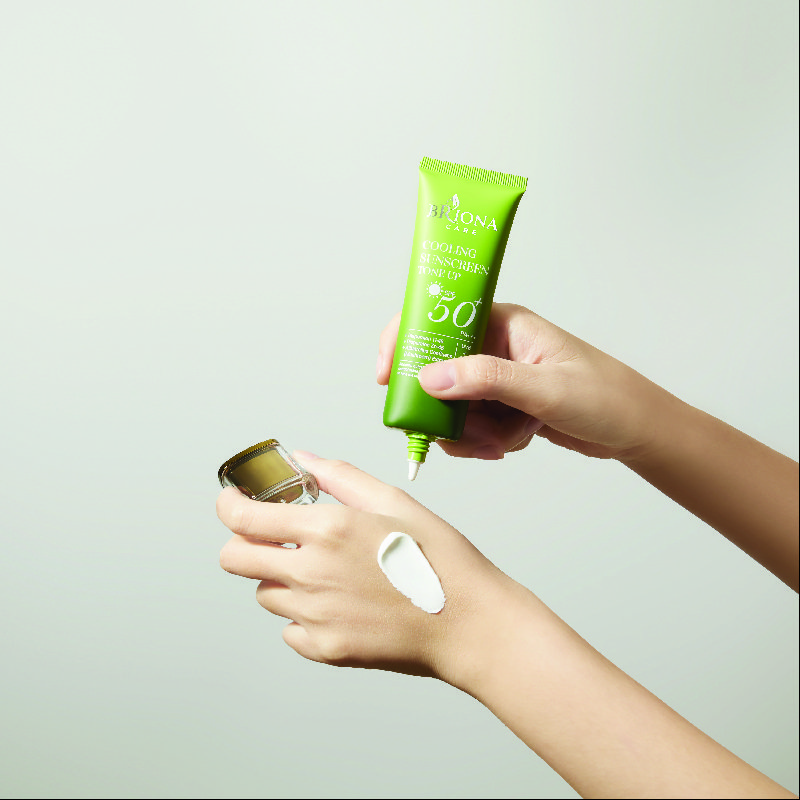 Kem Chống Nắng Nâng Tone-Dịu Da | COOLING SUNSCREEN TONE UP