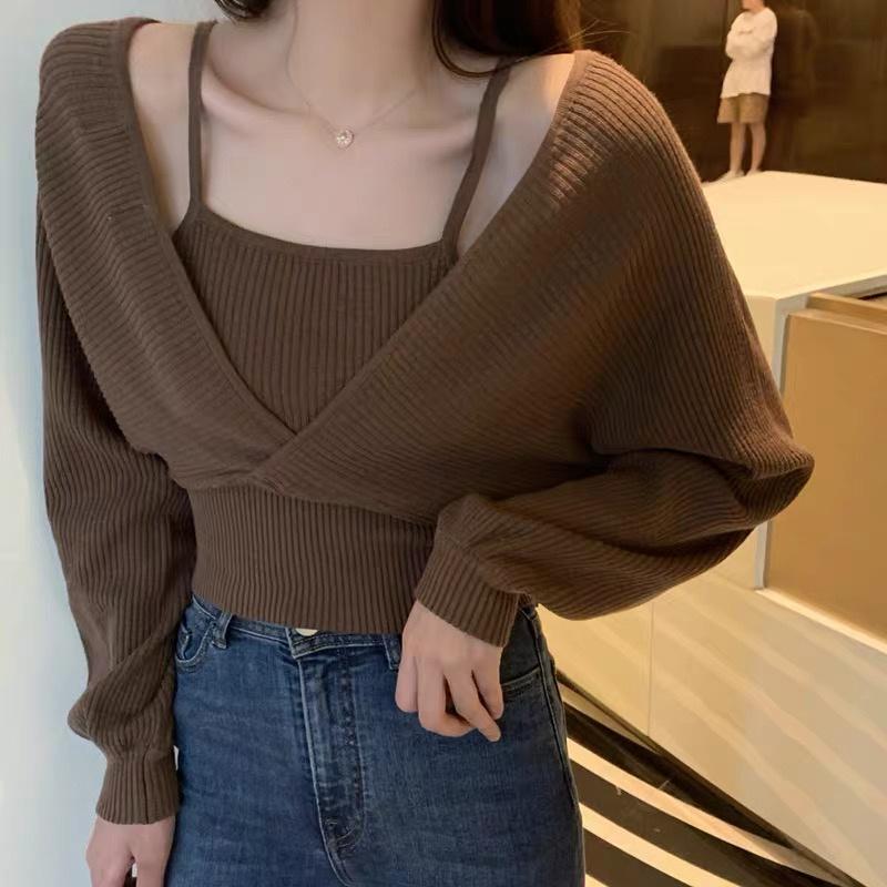 MS349 Áo len nữ 2 dây cánh dơi sang trọng