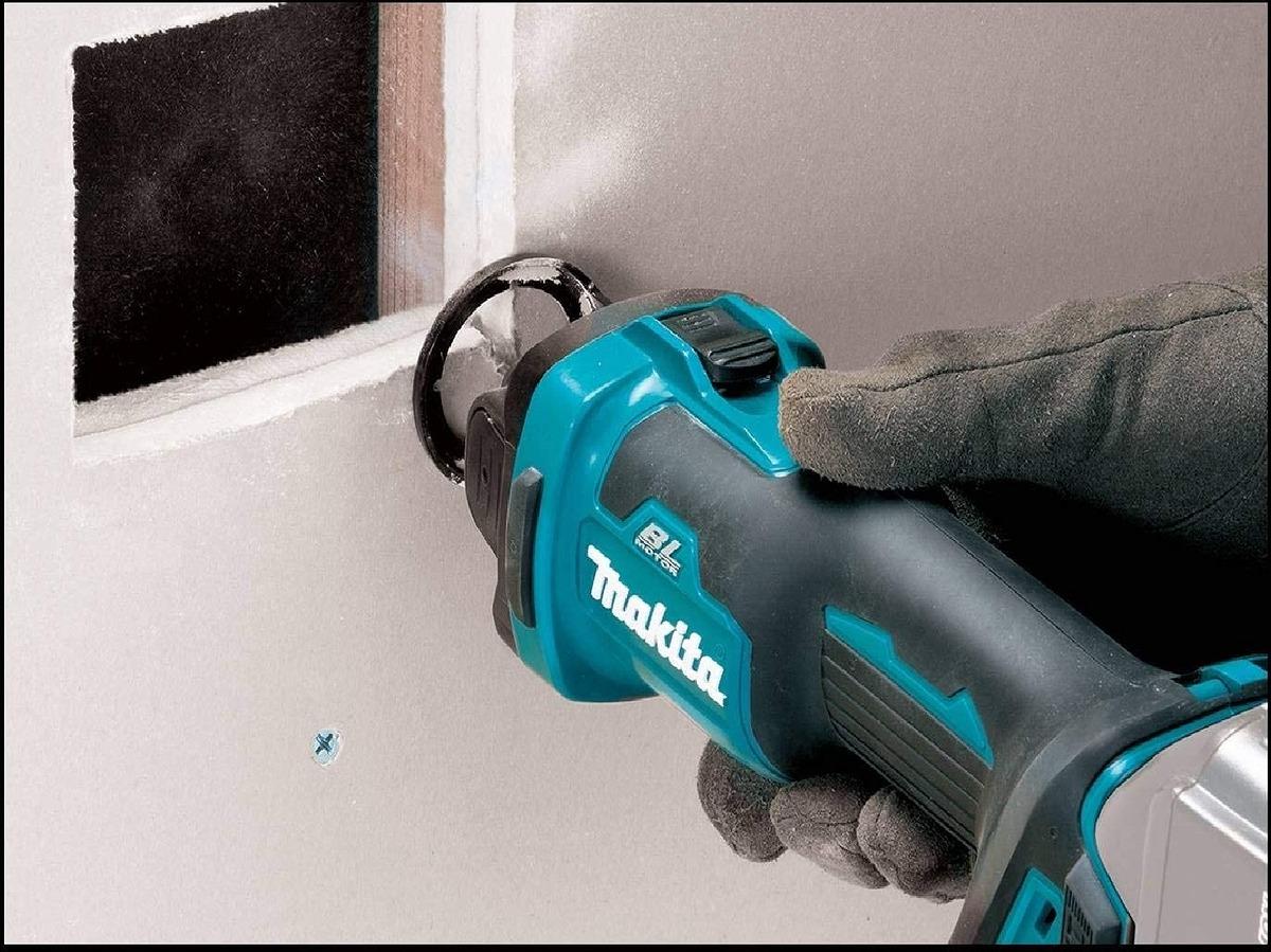 MÁY CẮT THẠCH CAO DÙNG PIN 18V MAKITA DCO181Z - HÀNG CHÍNH HÃNG