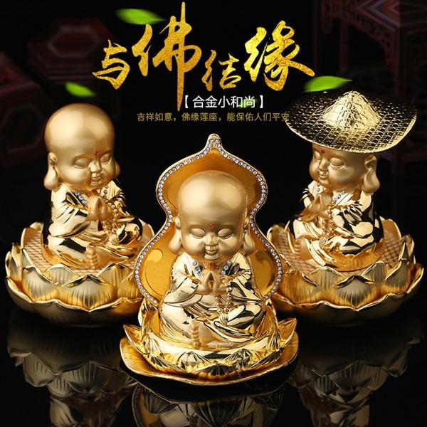 Nước hoa ô tô phong thủy