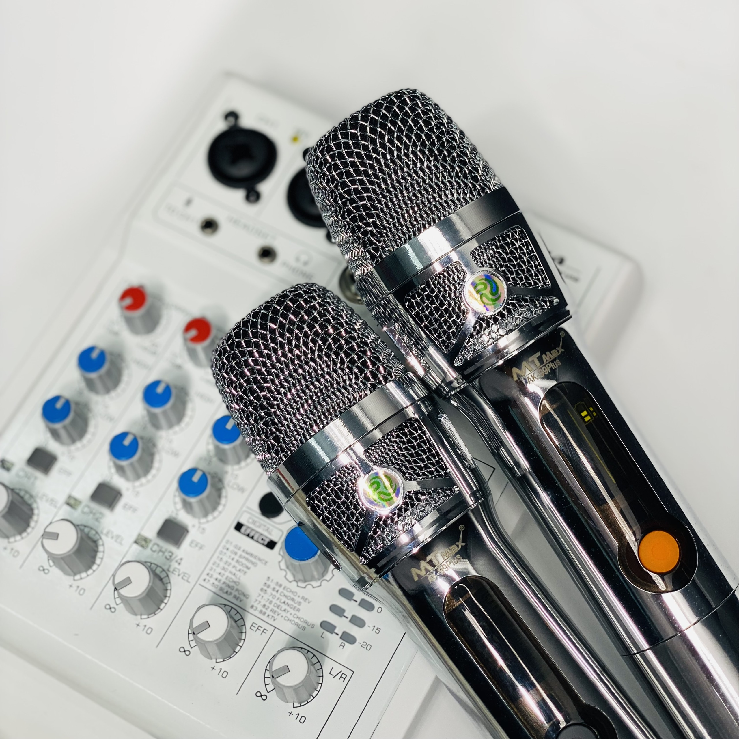 Combo Mixer Thu Âm Livestream Karaoke Mixer E4 và Micro Ak99 Plus Chính Hãng Giá Tốt -  Bảo Hành 12 Tháng Hàng Chính Hãng