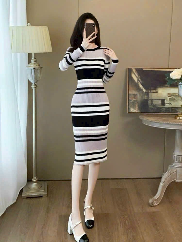 Đầm Thời Trang Miu Miu Quảng Châu Cao Cấp Tăng Kèm Belt Xinh Xắn