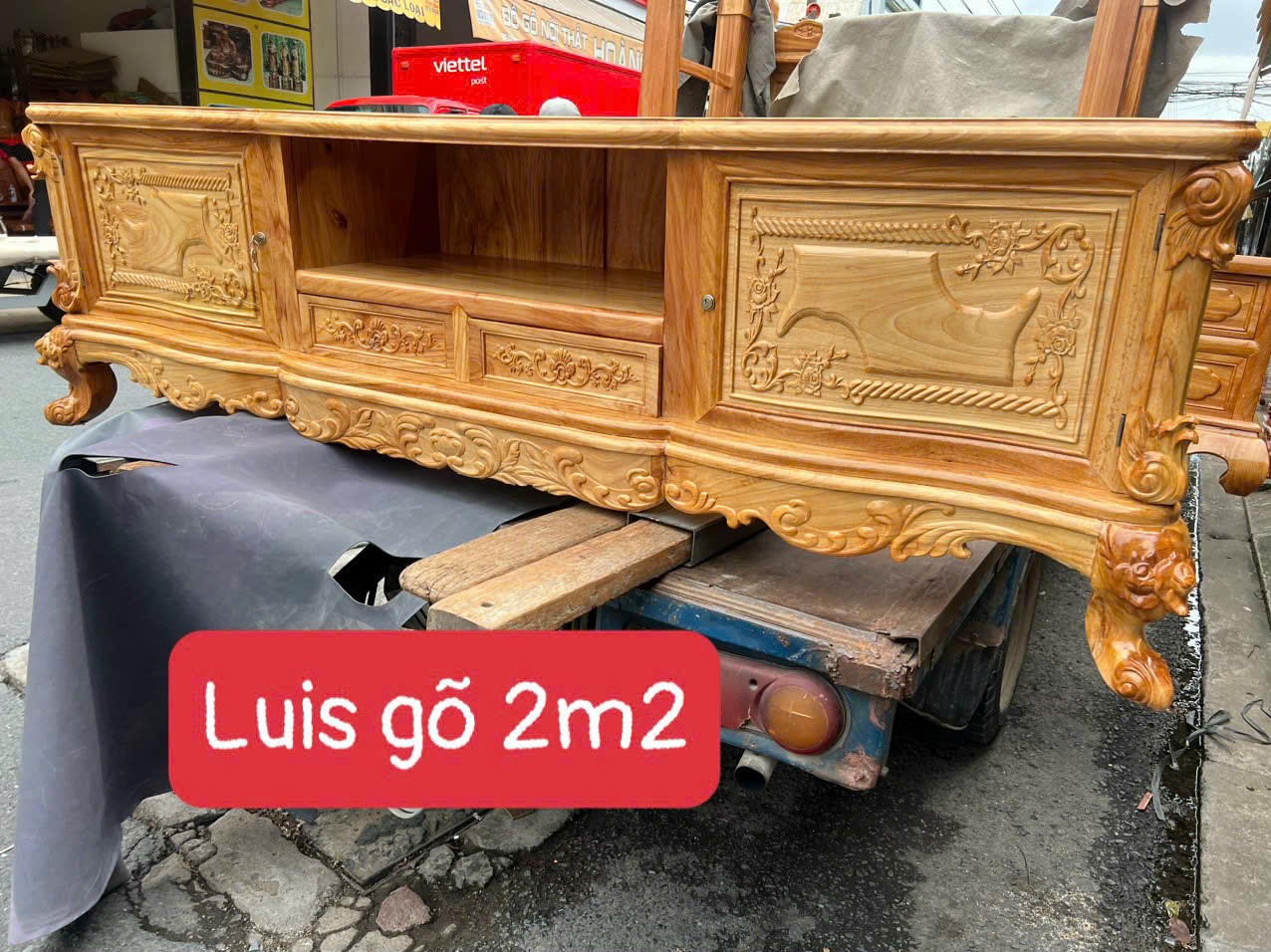 Kệ tivi Luis gõ gõ mẫu bằng 1m6-1m8-2m-2m2 9FREESHIP 80 KM )