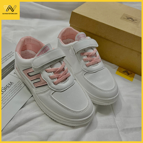 Giày Thể Thao Em Bé Gái Nữ Móc Màu Trắng Nai Hồng Duy Nhật Store Sang Uzzang Đẹp Êm Sneaker Bata Trend Size Lớn Dán Dây
