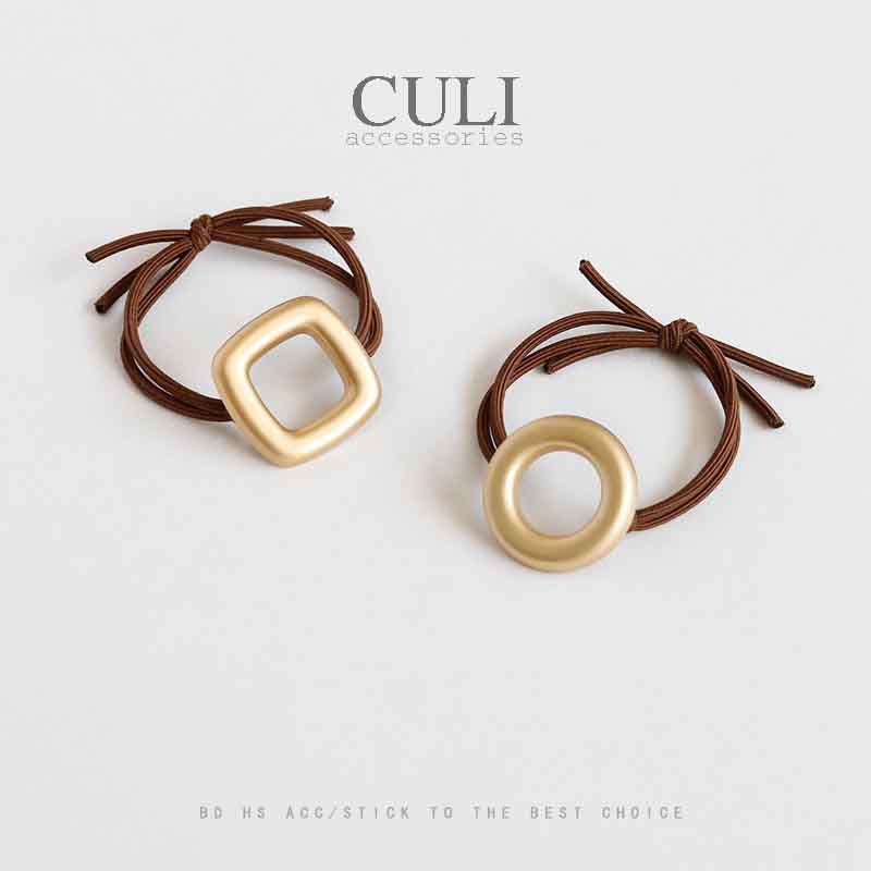 Cột tóc hình vuông - tròn xinh xắn cho nữ