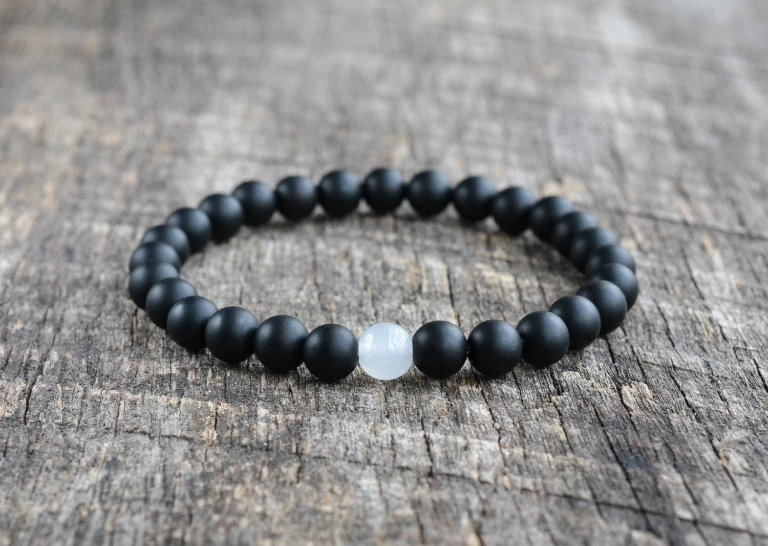 Vòng đá phong thuỷ Obsidian 8 ly