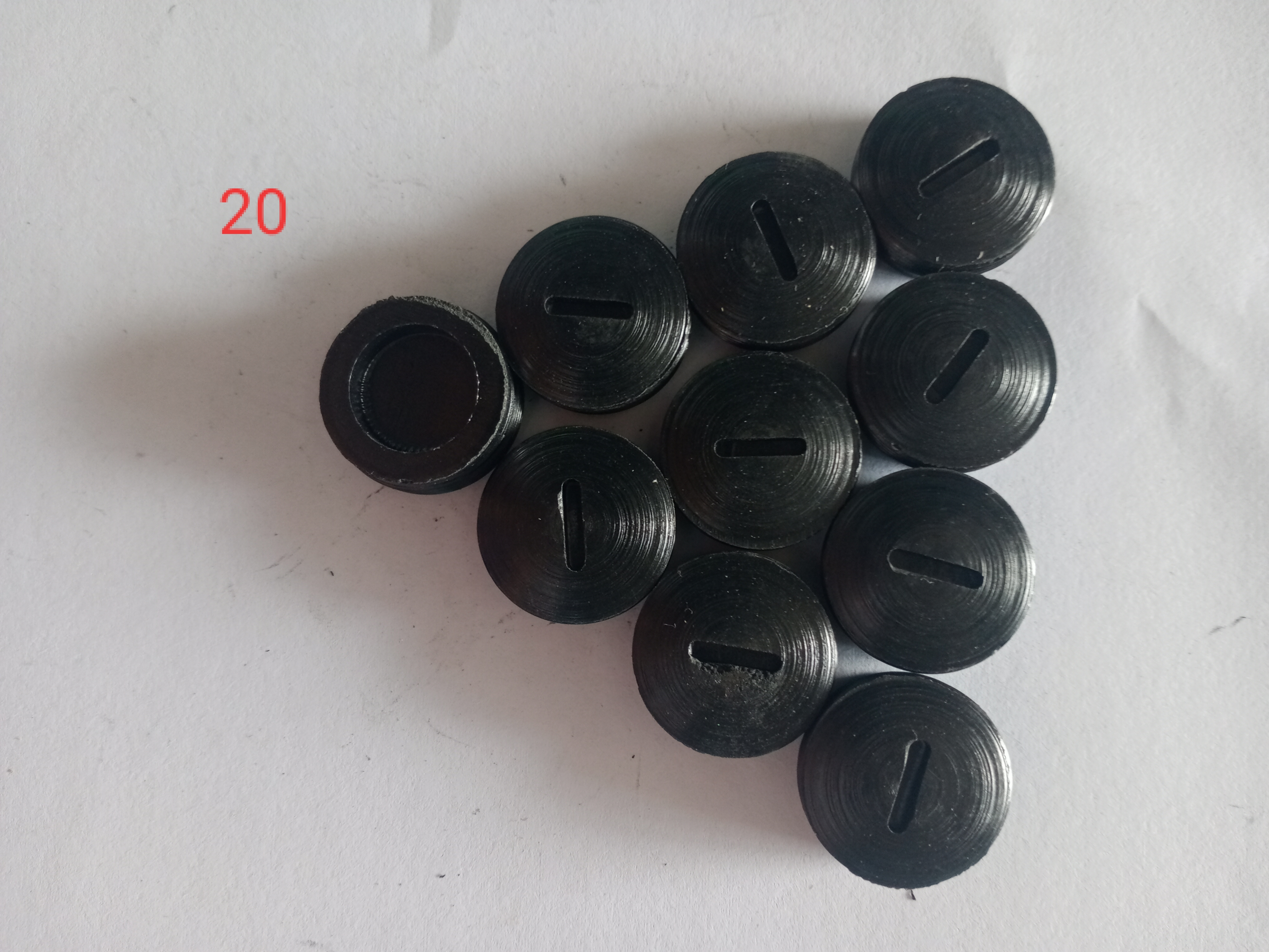 5 đôi (10 chiếc) nắp đậy chổi than máy khoan, máy mài, máy cắt sắt ren 10mm- 12mm-13mm-14mm-15mm-16mm-17mm-18mm-20mm-22mm- ren trong 16mm